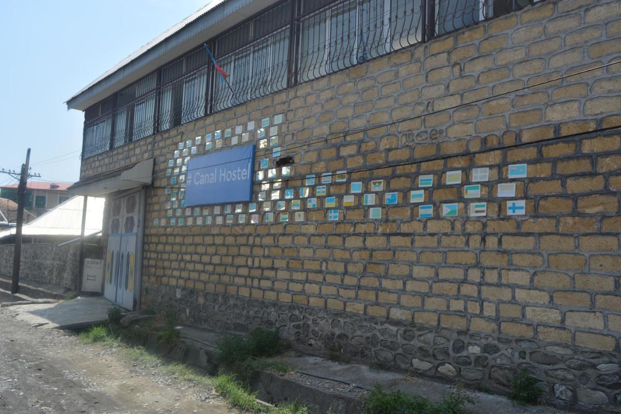 Canal Hostel Şǝki Kültér fotó